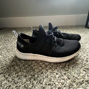 New Balance Women's Black Running Shoes - comfort insert memory sole